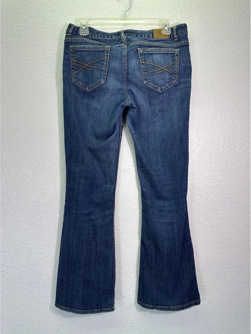 Women’s Aeropostale Hailey Flare 9/10 Short Distressed Low Rise Whiskering